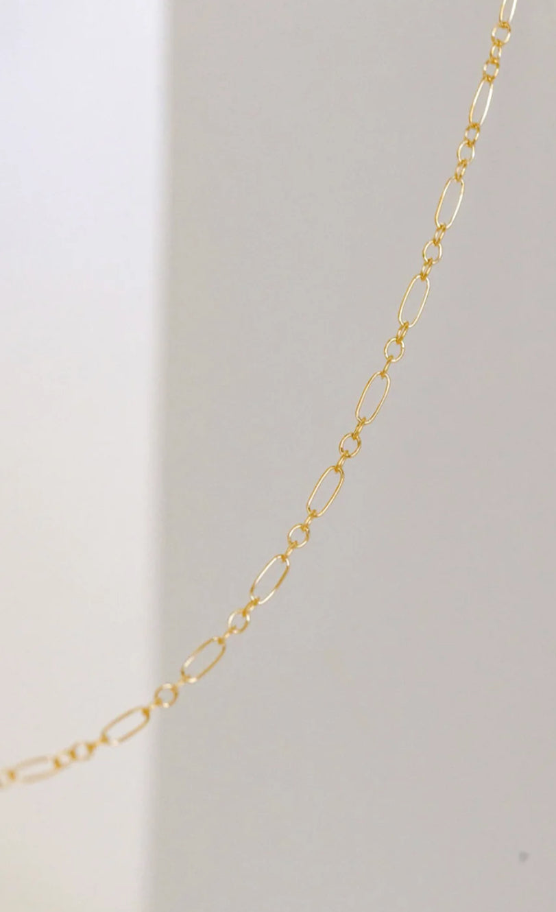 Triple linked paperclip chain